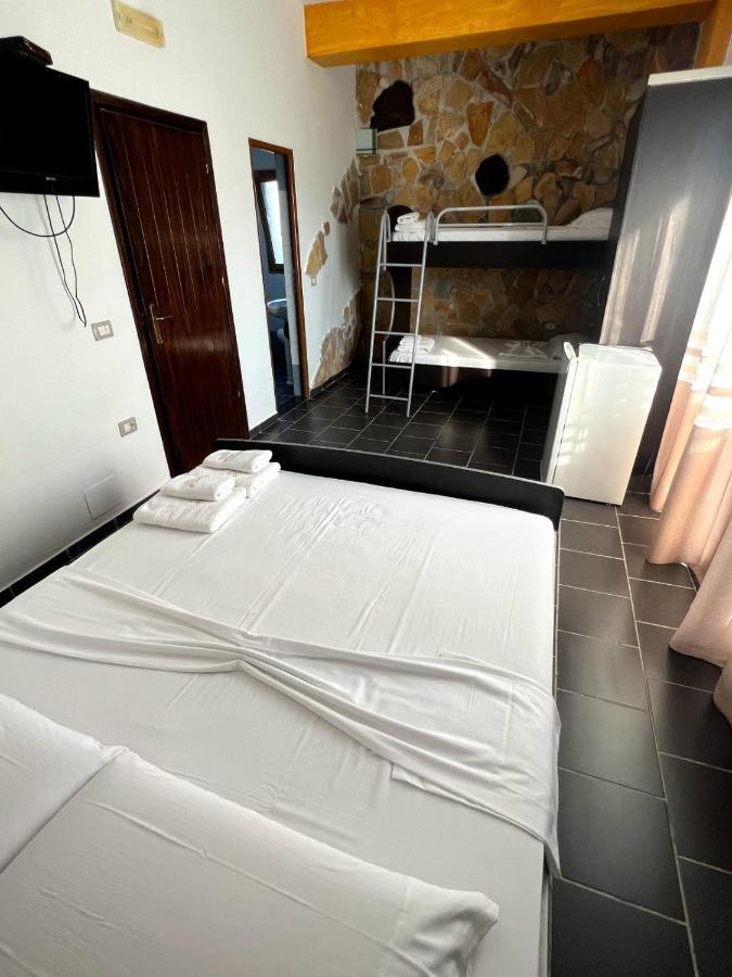 Hotel Orikum Bagian luar foto