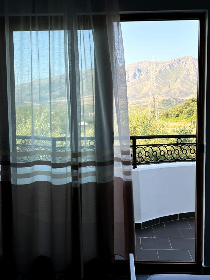 Hotel Orikum Bagian luar foto